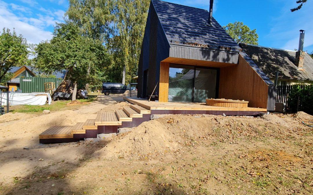 Termo pušies terasa ant aliuminio konstrukcijos