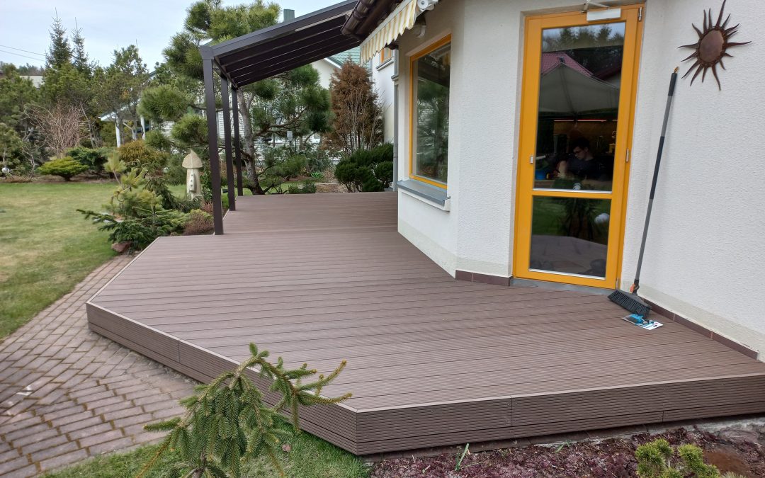 WPC medžio kompozito terasa – tamsiai ruda