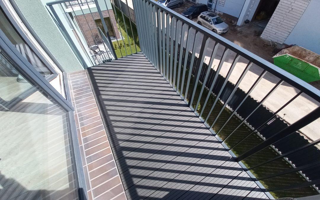 WPC Terasa balkonėlyje, pilka