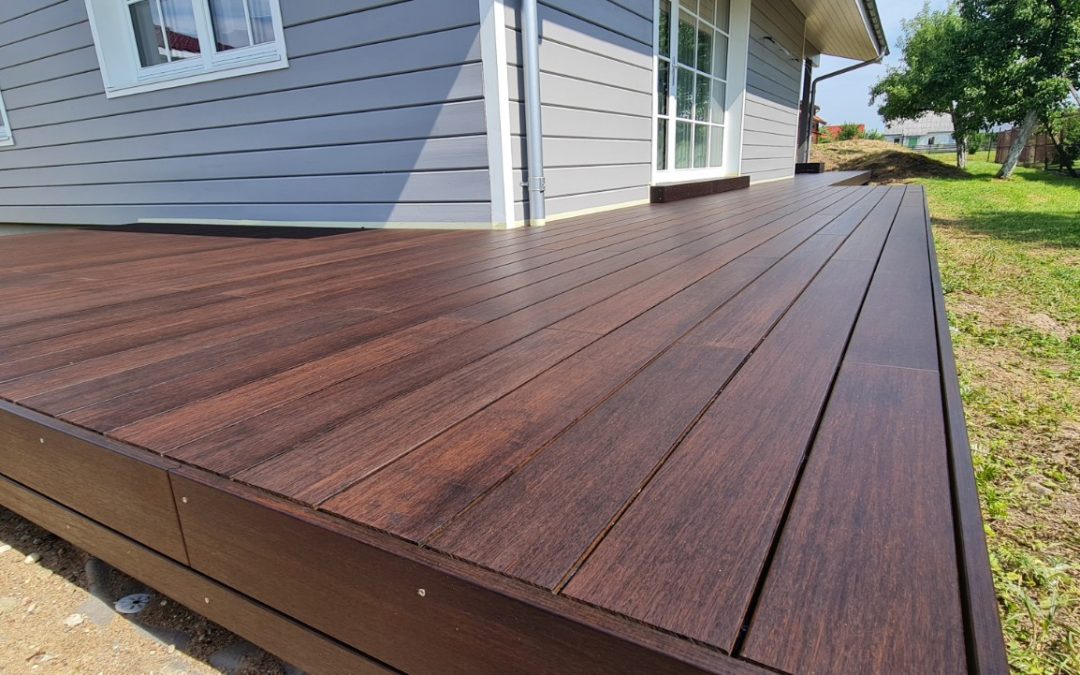 Bambuko terasa padengta bespalvės alyvos sluosniu