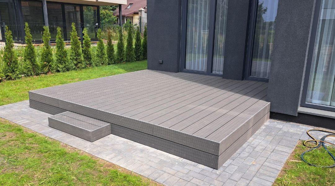 WPC lentų terasa, maumedžio konstrukcija