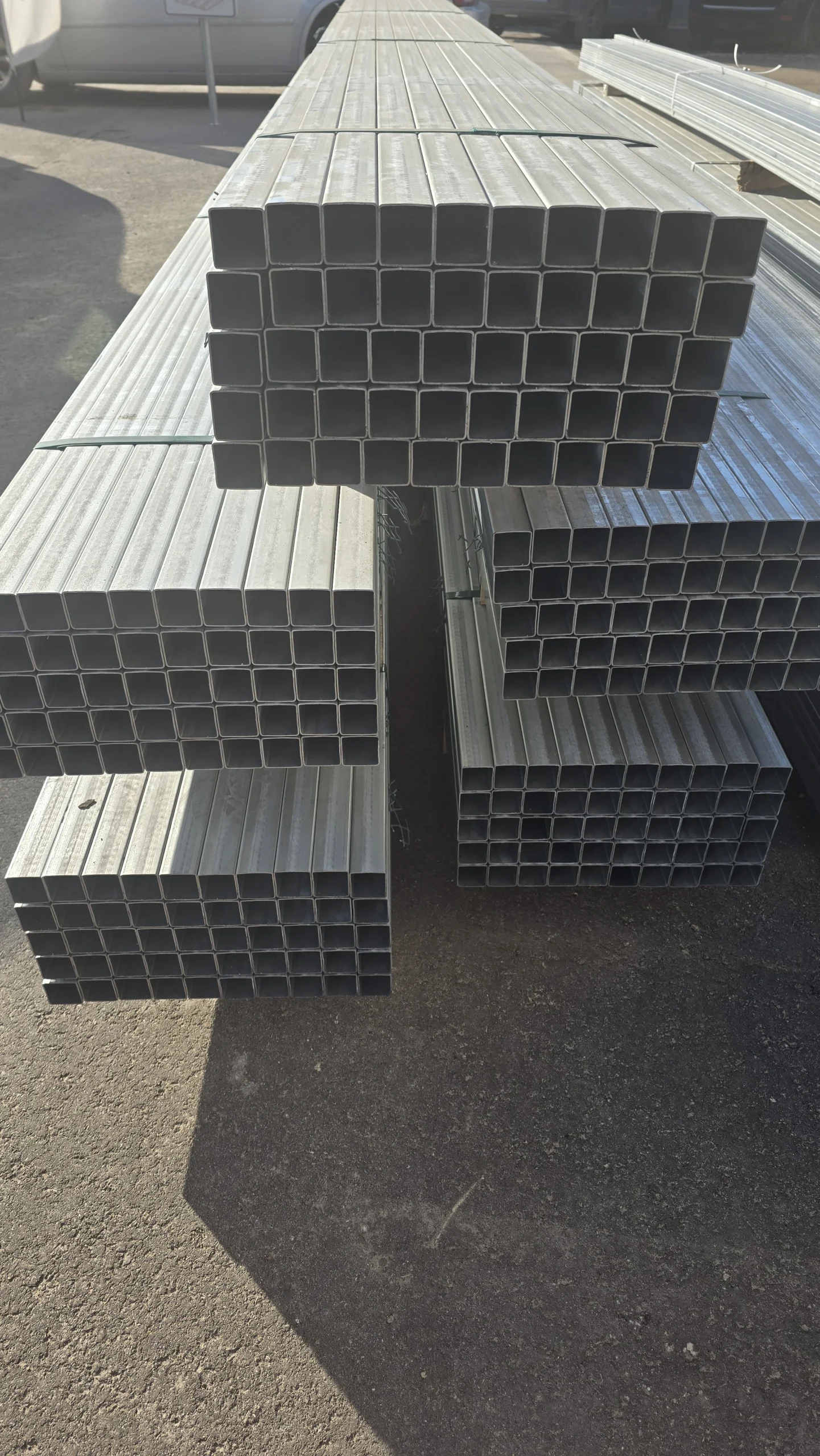 Skersinė cinkuoto metalo lagė 40x40x6000x1.5